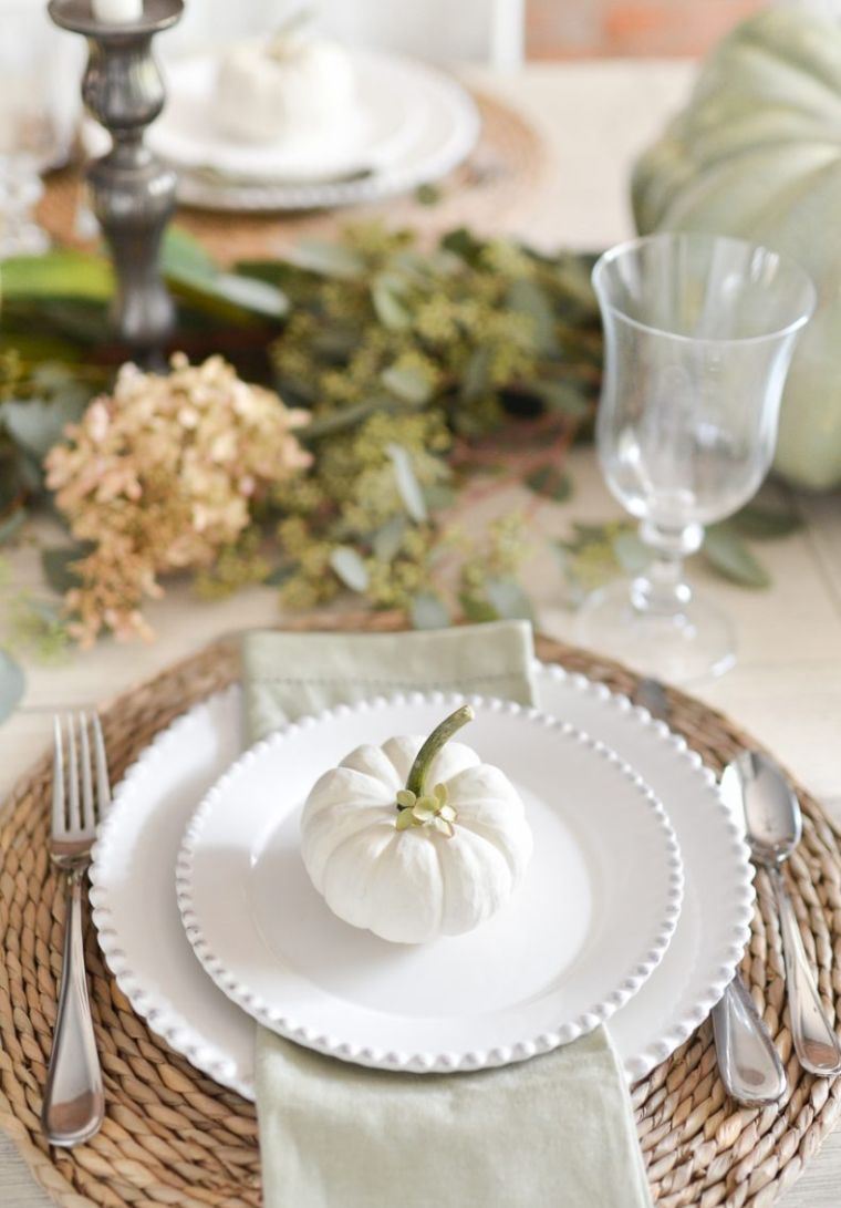 őszi-kis-tök-asztal-dekorációs-ötlet