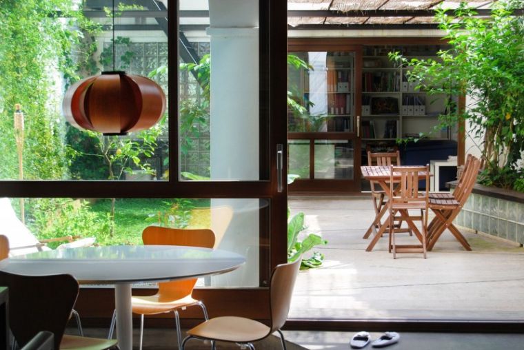 design moderno della terrazza della decorazione esterna