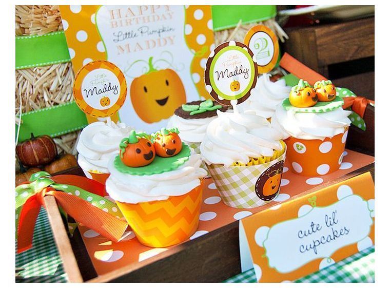 Deko-születésnapi-gyermek-őszi-tök-cupcake-büfé