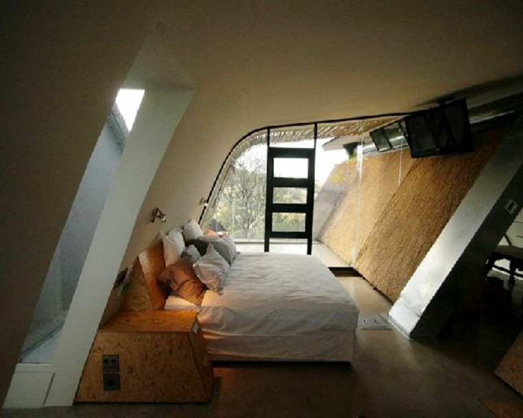 moderni suaugusiųjų miegamojo apdaila įdomi dinamiška architektūra