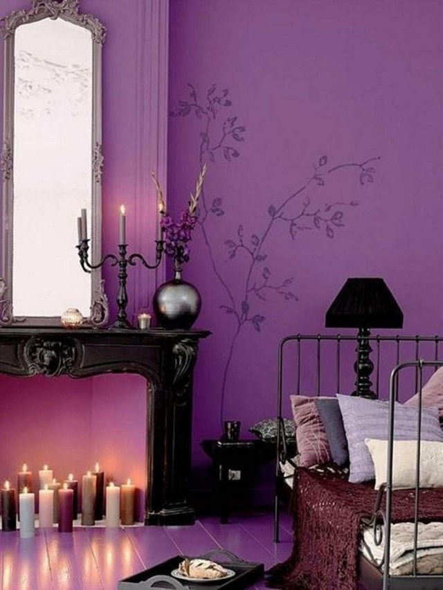 suaugusiųjų miegamojo apdaila suaugusiųjų miegamojo apdaila romantiškos violetinės sienos žvakės juodas tualetinis staliukas juoda naktinė lempa