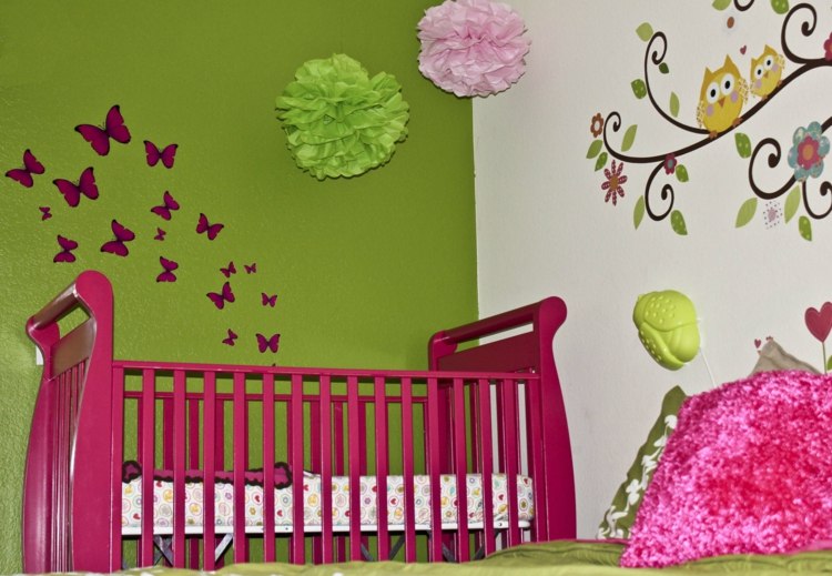 decorazione della stanza della neonata rosa verde