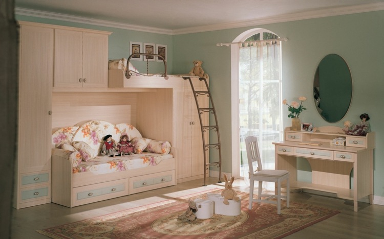 女の子の寝室の家具
