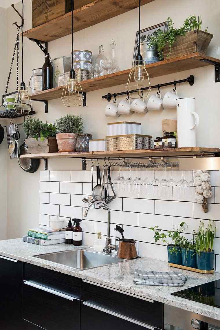 vintage-kitchen-deco-police-storage-idea