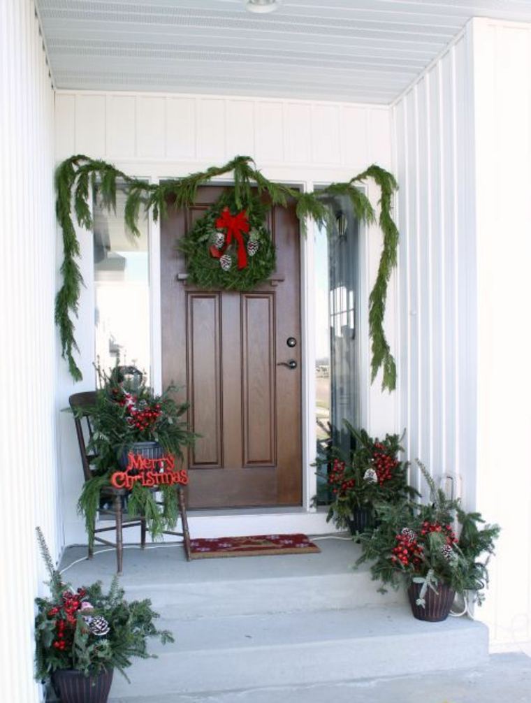 Kalėdinės dekoracijos priekinių durų idėja vainiko vaza pasidaryk pats