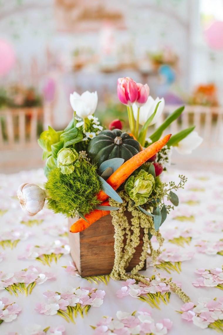 bouquet di fiori per la decorazione primaverile floreale e vivace