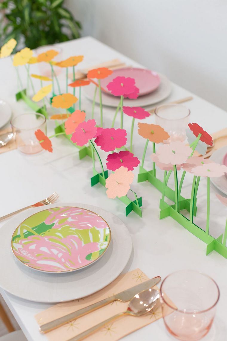 idee per la decorazione della tavola fiori di carta