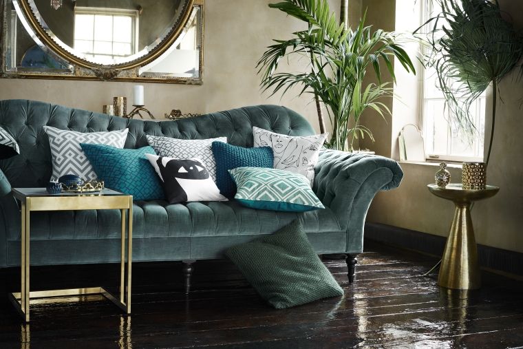 moderna sofa od zelenog baršuna