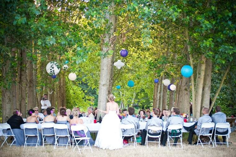 シックな夏の結婚式の装飾のアイデア