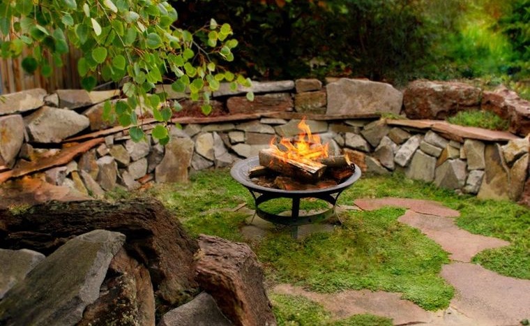 庭の暖炉のアイデア