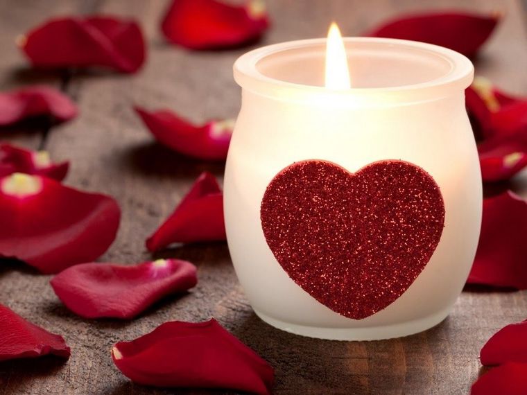 ukras-valentinovo-jeftino-latice-svijeća