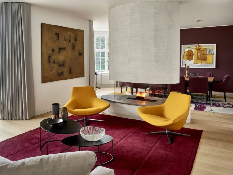 modernūs svetainės dekoravimo geltoni foteliai