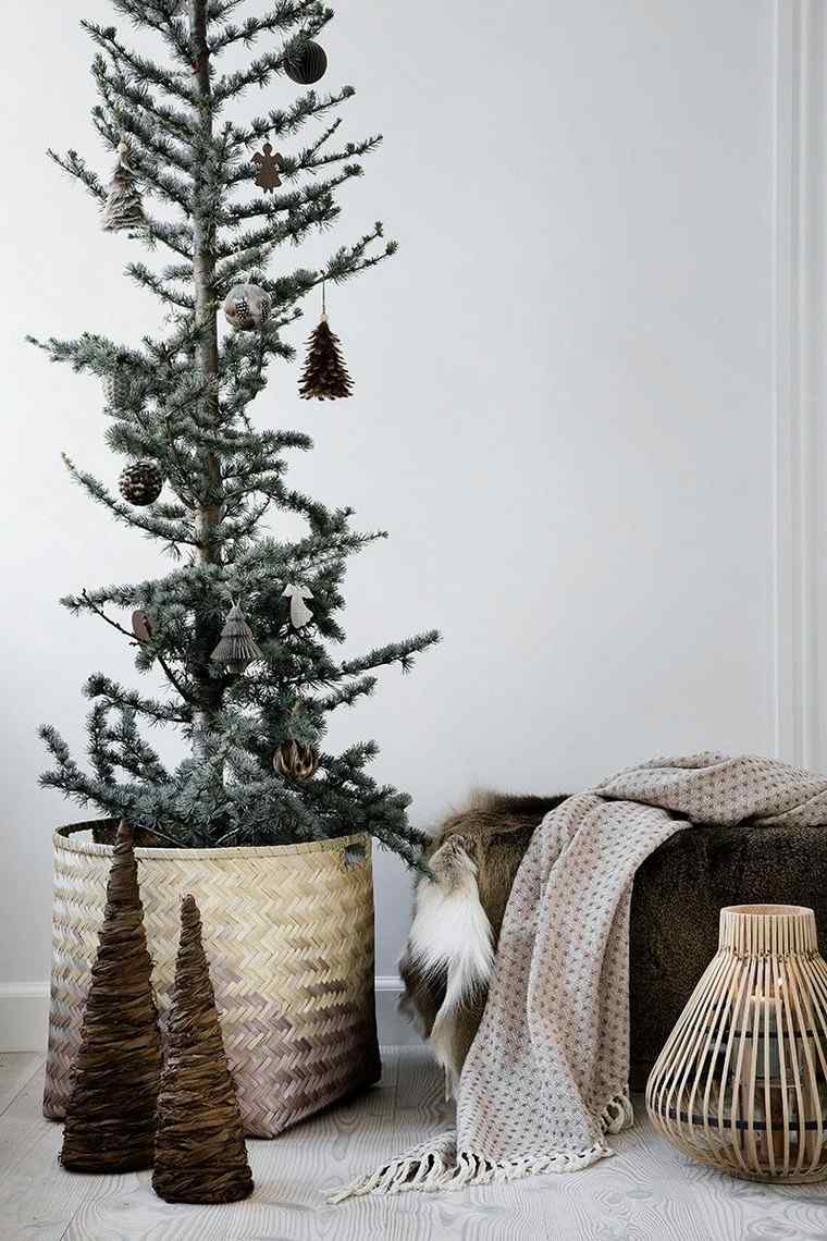 クリスマスツリーの装飾室内装飾のアイデアスカンジナビアのデザイン