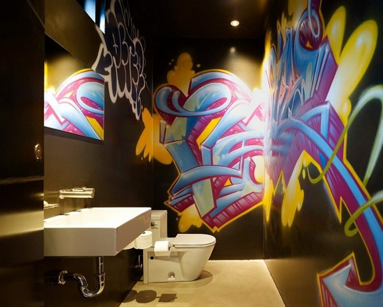 Tualeto deko idėja graffiti sienos vonios kambarys