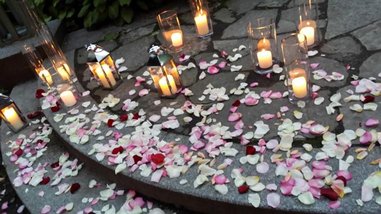 romantične-svadbene-prosidbe-ružičaste-svijeće
