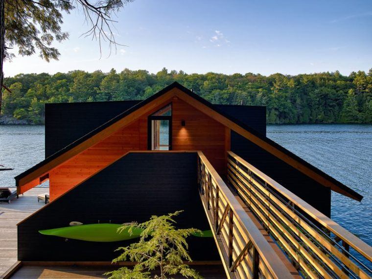 medinis namas prie ežero-foto-architektūra
