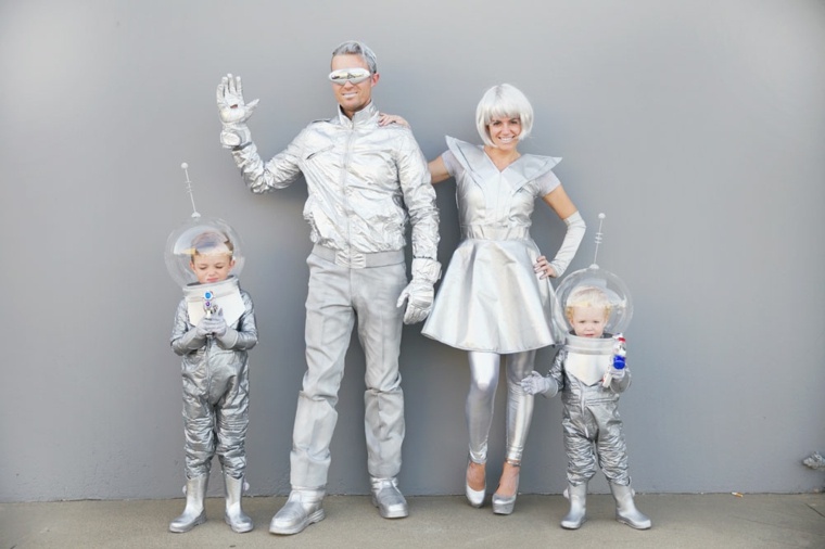 šeimos Helovino kostiumo idėja kosmoso kostiumai