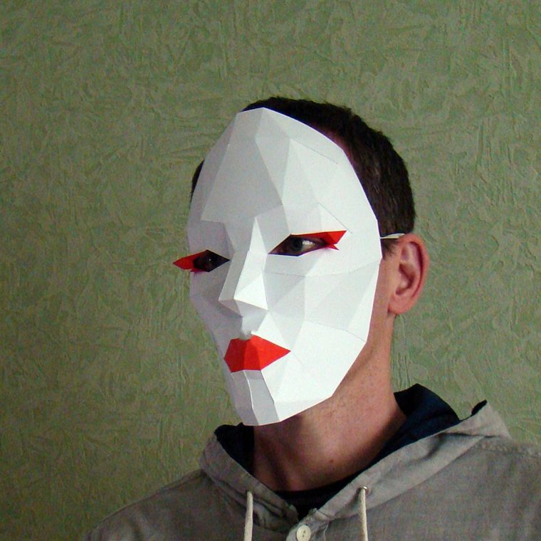 balta kartoninė kaukė „pasidaryk pats“ idėja „vyro kaukė“