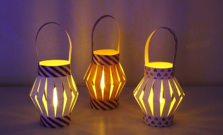 make-a-christmas-lantern-out-of-paper
