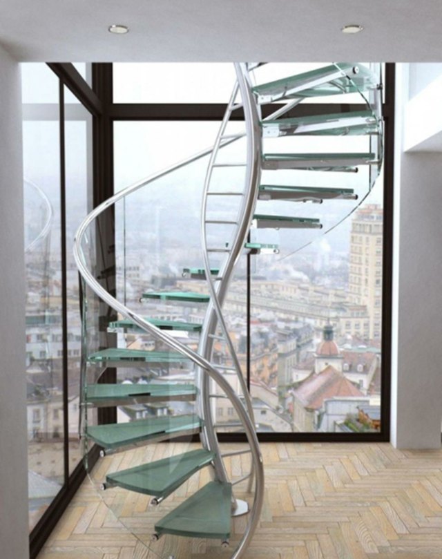 dizajnersko stakleno stubište
