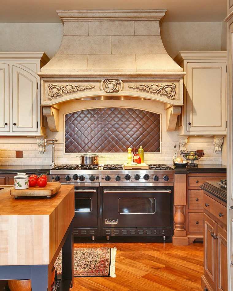 現代的なキッチンモダンなデザインの銅の木製寄木細工のワークトップ