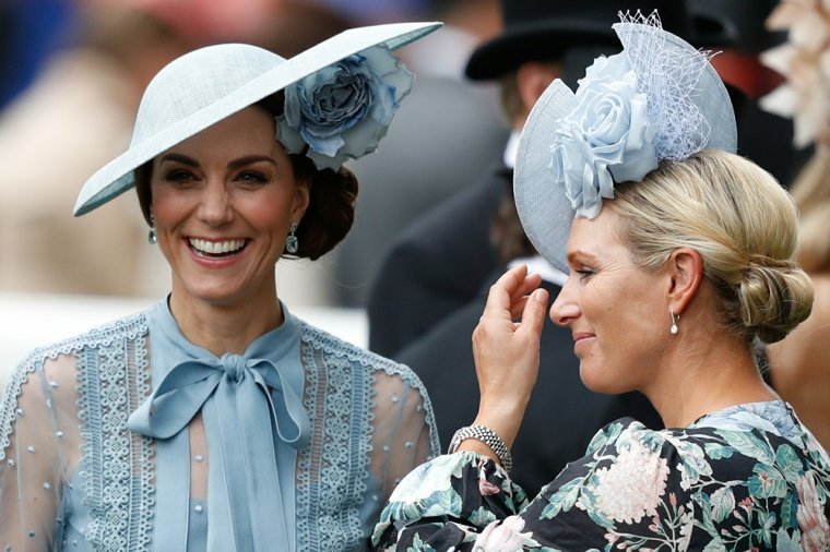 Kate Middleton veste la monarchia britannica