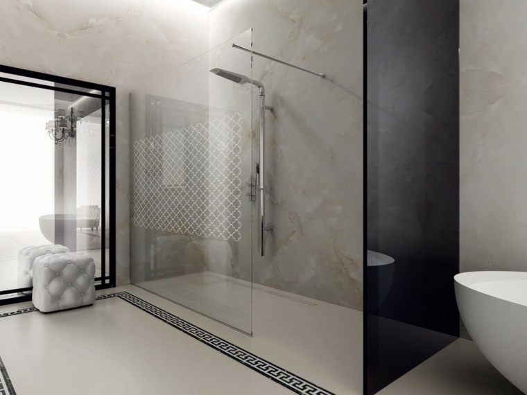 vonios kambarys itališkos dušo kolonėlės stiklinė siena