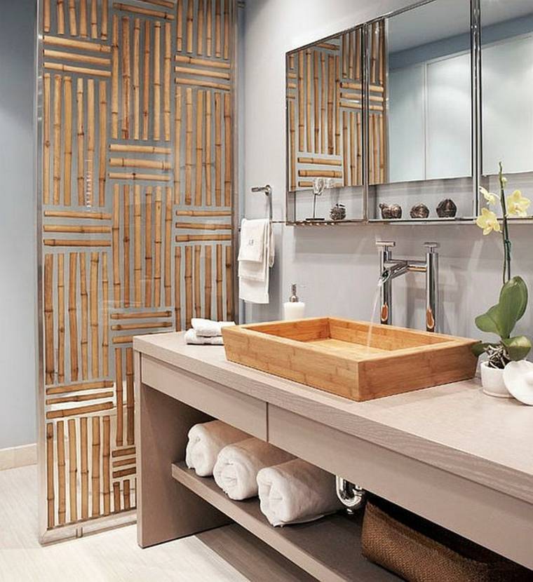 竹のバスルームの装飾