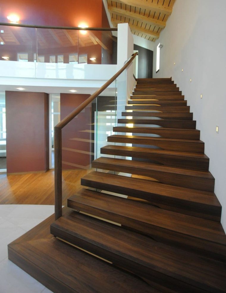 modern belső lépcsőház