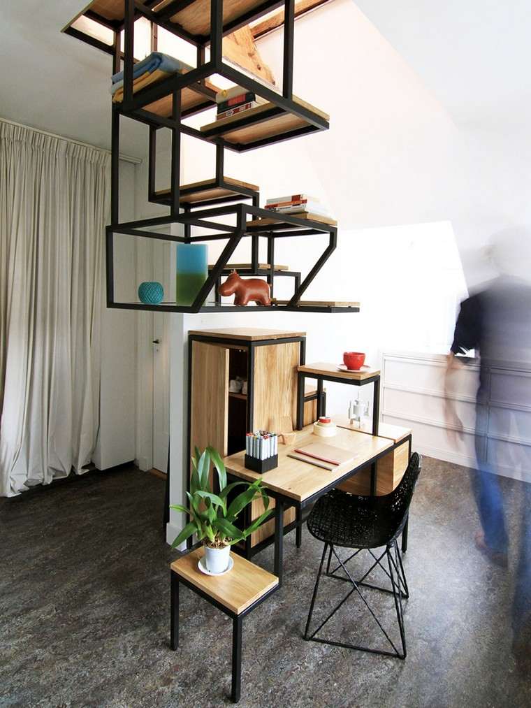 laiptai medinis metalas modernaus dizaino juodos kėdės idėja vaškuotos betoninės grindys