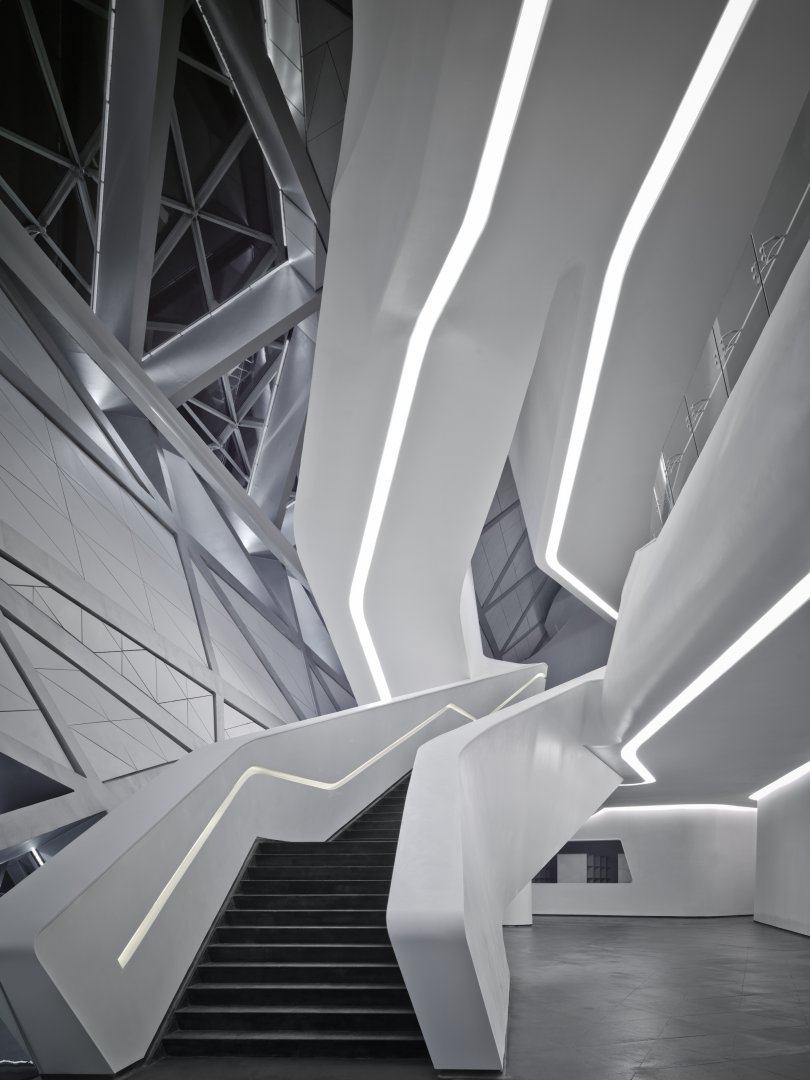 moderno stubište suvremeni dizajn suvremena rasvjeta stubišta