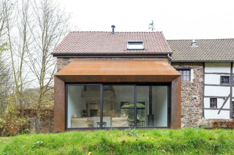 Moderna veranda ideja corten čelična fasadna arhitektura