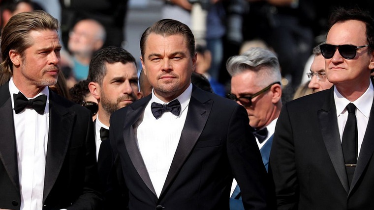 Cannes -i fesztivál 2019 férfi fekete ruhában