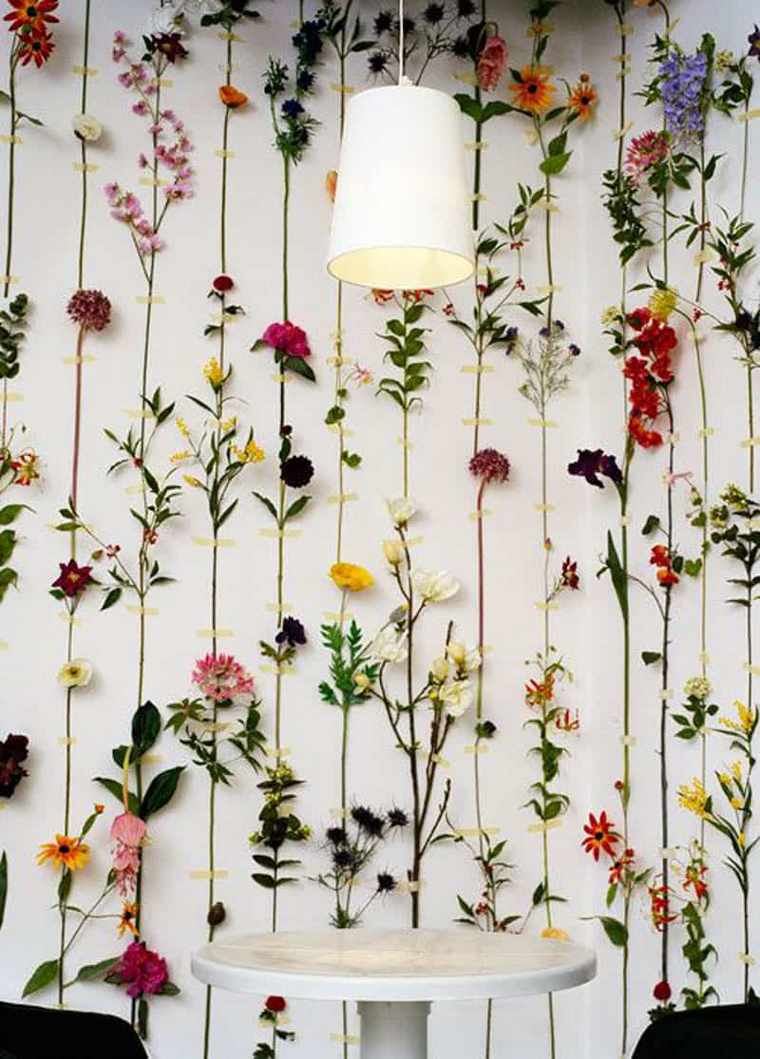 cvjetni zidni dekor spavaća soba