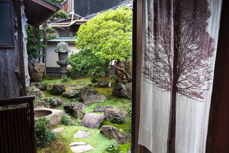 Japanska vrtna ideja kamenje deco vrtna staza