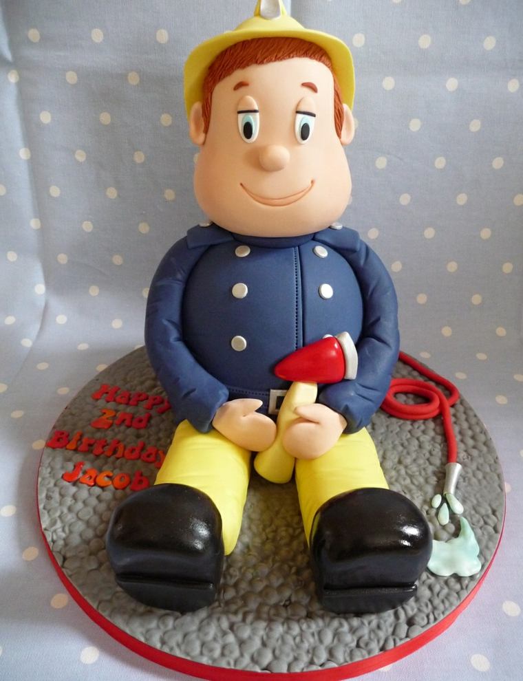 torta di compleanno Sam il pompiere