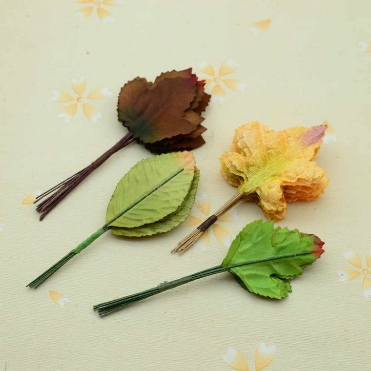 布の装飾的な花輪を残します