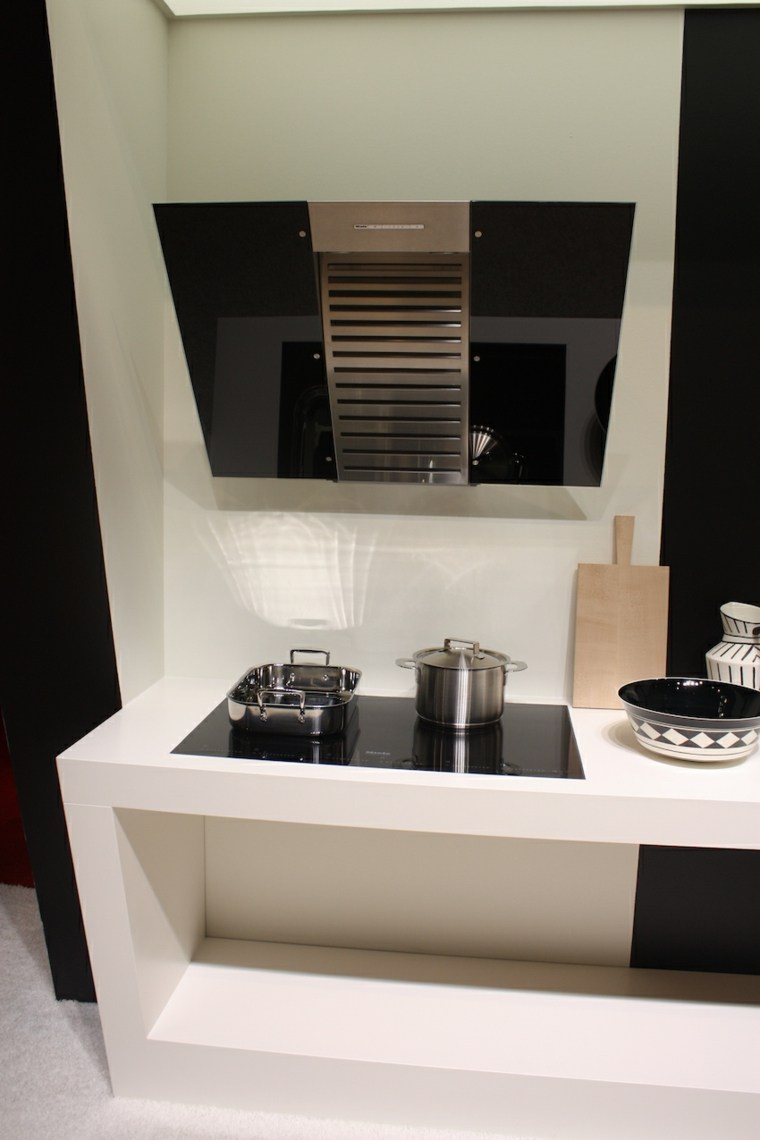 cappa da cucina design acciaio nero