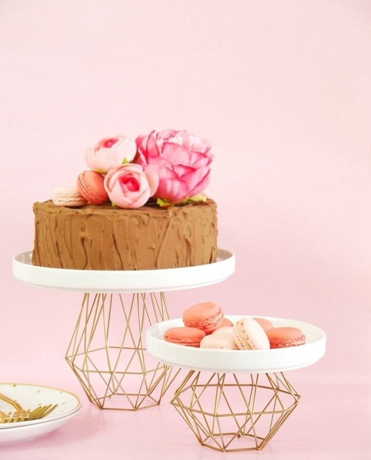 DIY asztaldísz példa süteménytálca