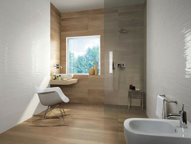 drvena kupaonica talijanski tuš bijela fotelja vodena značajka