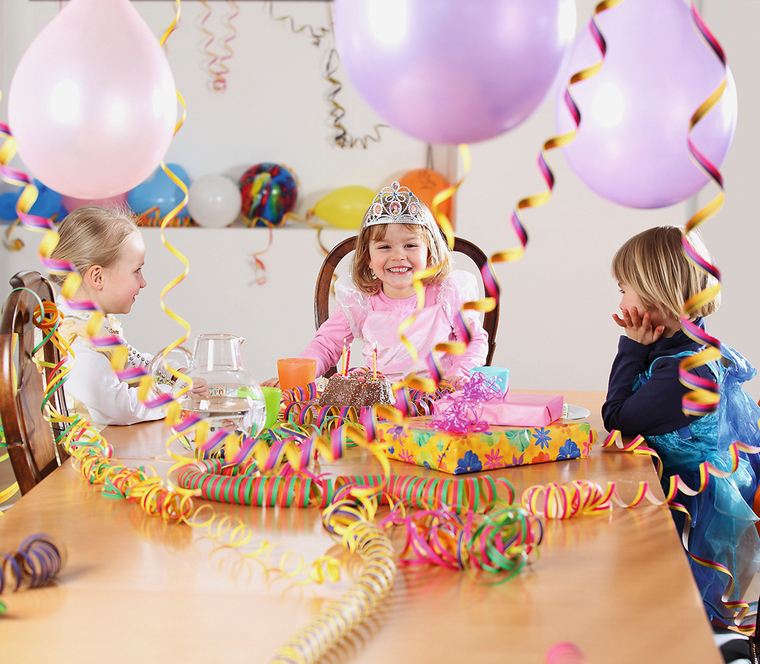 誕生日の装飾のアイデア紙の花輪