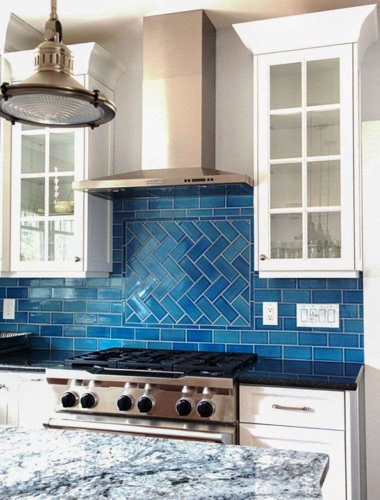 blu-backsplash-cucina-idee-stile-retro