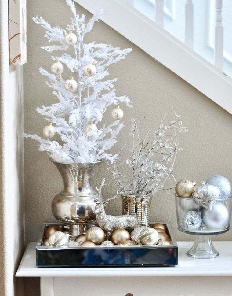 prašmatnios kalėdinės dekoracijos idėja „house-style-glamour“