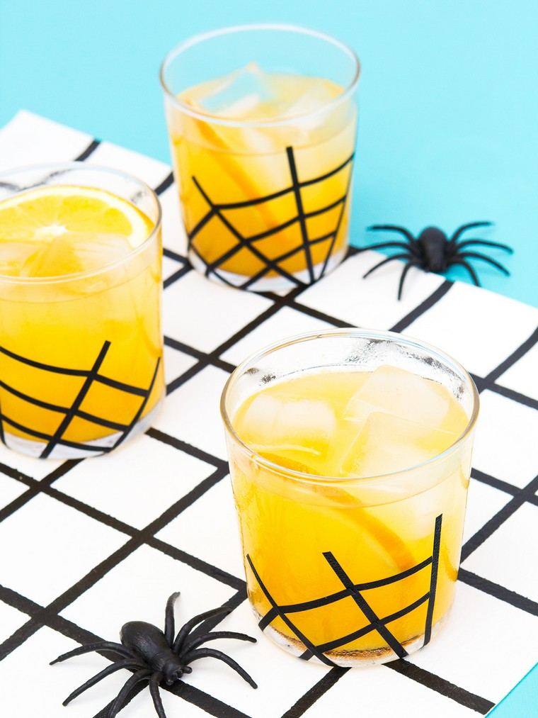 deko idėja Helovino gėrimams idėja voras