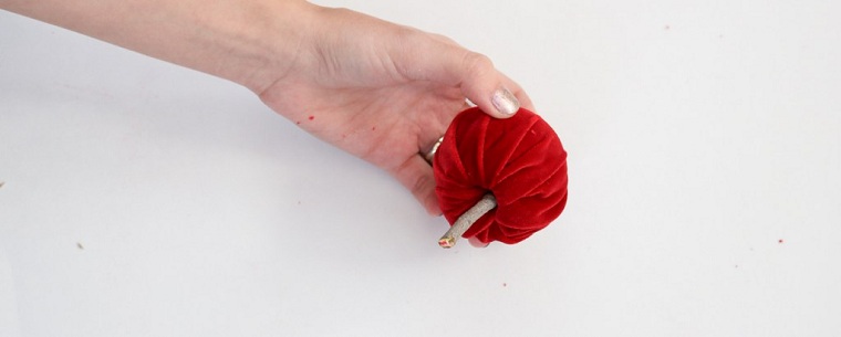 deco-christmas-tree-cheap-idea-to-it-yourself