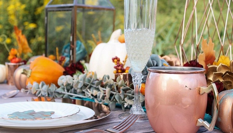 Dekoratív ötlet asztal őszi színek szezonban