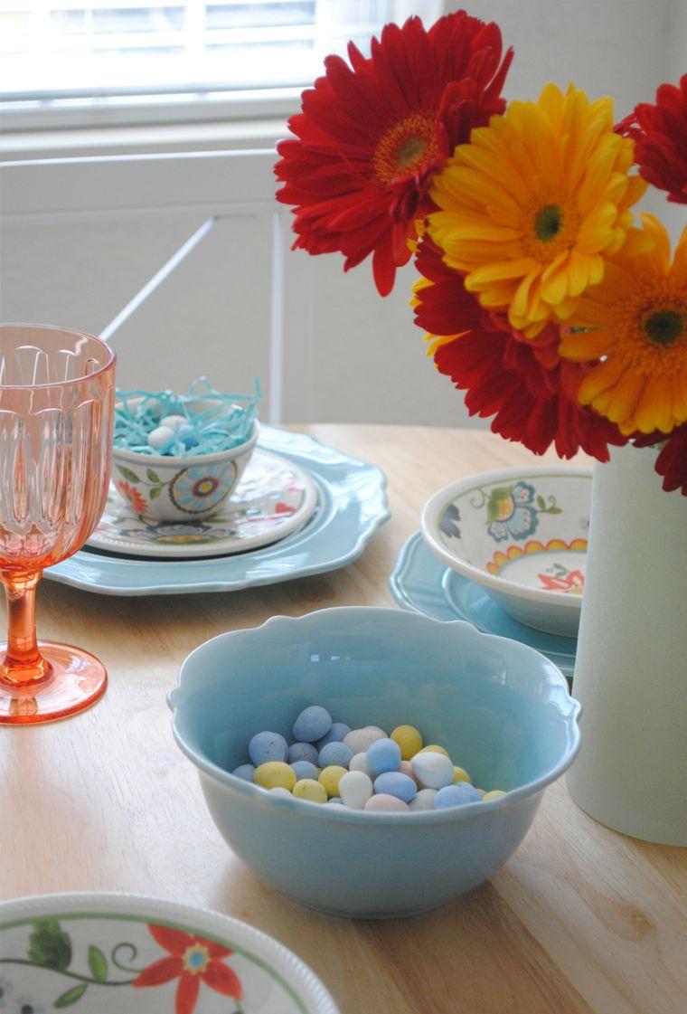 Idea per la decorazione della tavola di primavera accessori per la decorazione della tavola di Pasqua