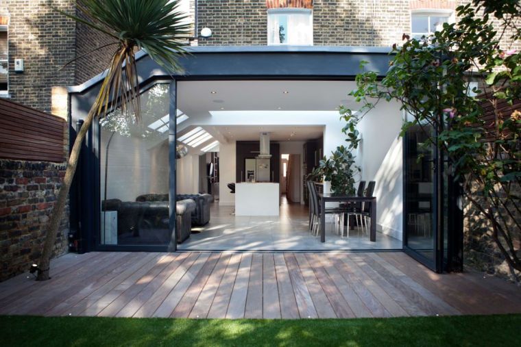 idėja išplėsti savo namo terasą-medinis-pratęsimas-svetainė-valgomasis