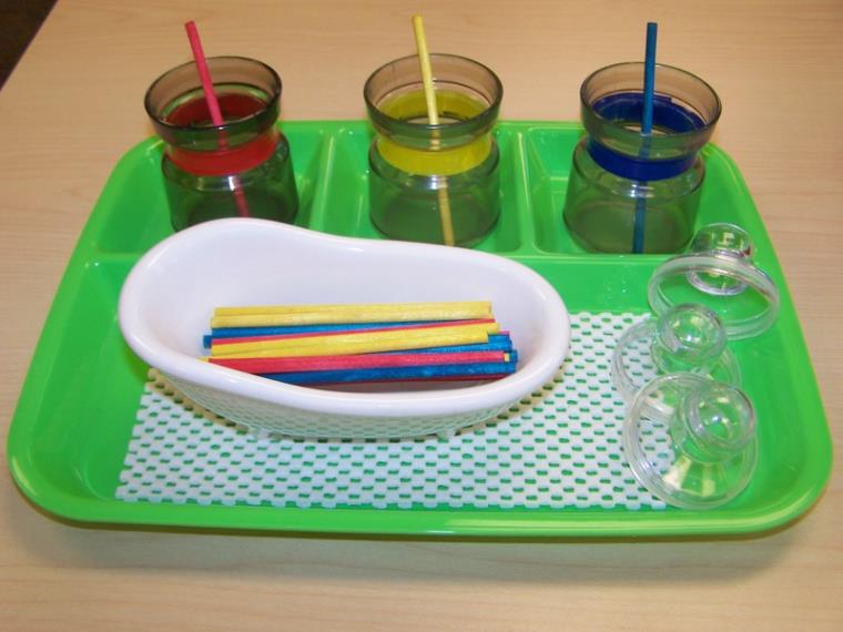 slamke-čaše-boje-montessori