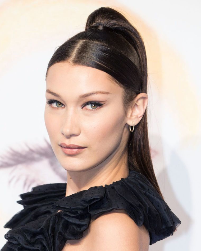 originalios Bella Hadid šukuosenos idėja